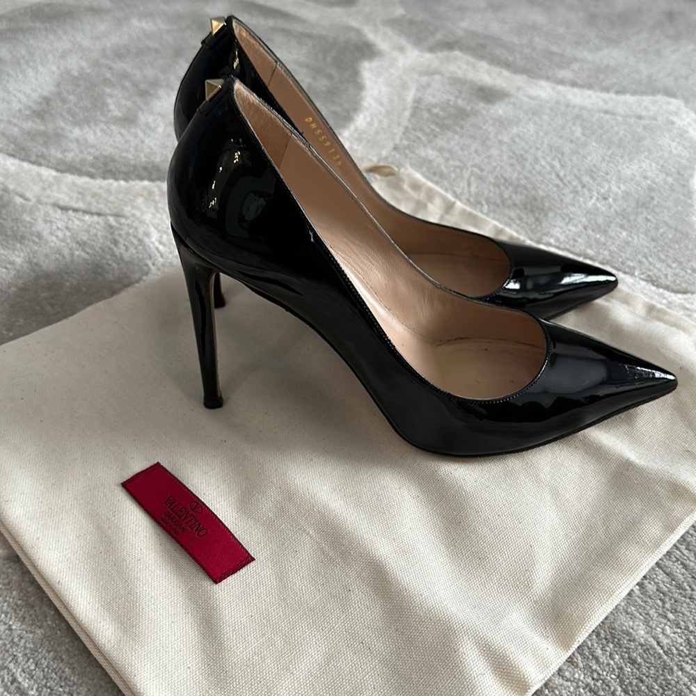 Valentino shoes size 38